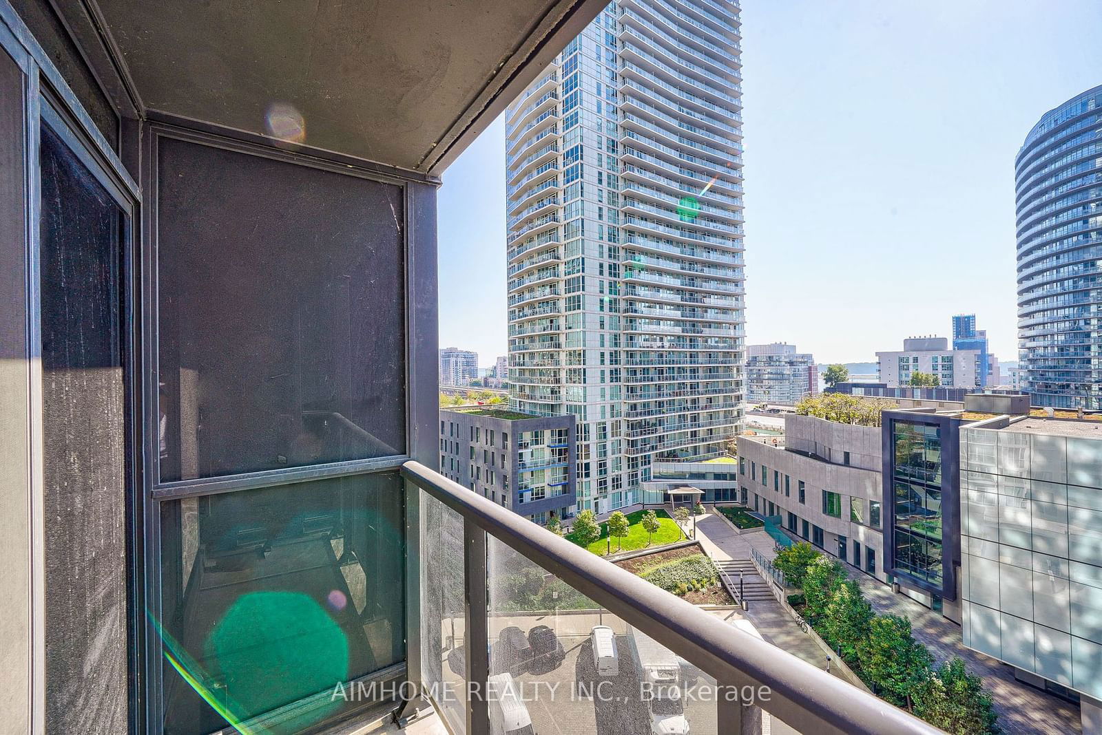 85 Queens Wharf Rd, unit 906 for sale