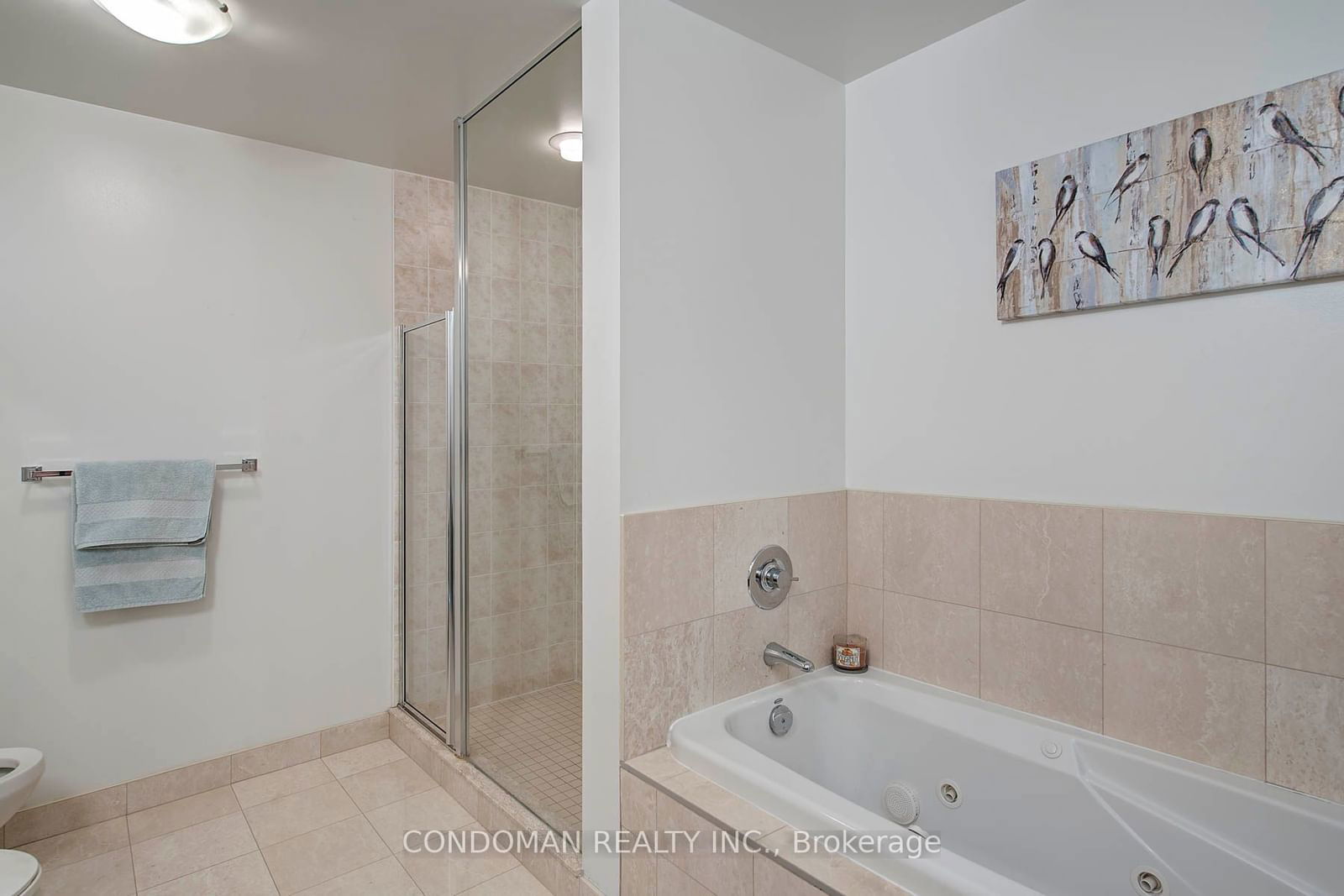 65 Bremner Blvd, unit 5102 for rent - image #10