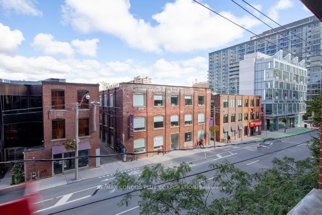 255 Richmond St E, unit 218 for rent - image #11