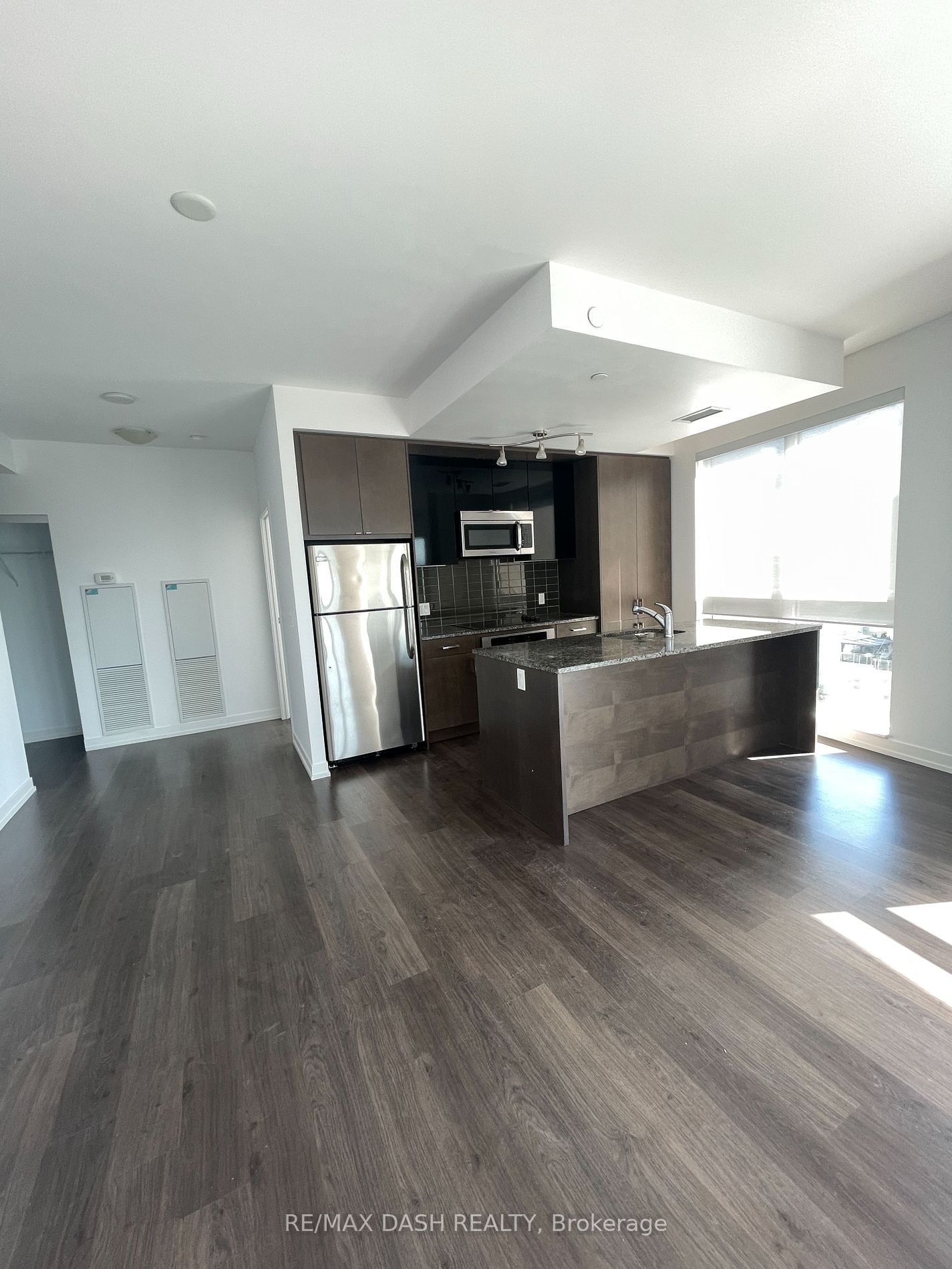 98 Lillian St, unit 1317 for sale - image #4