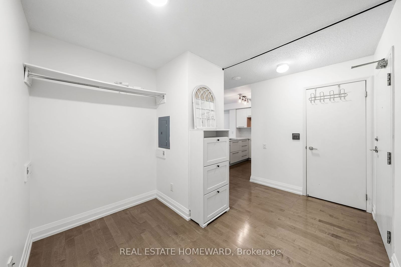 21 Carlton St, unit 1006 for rent - image #20