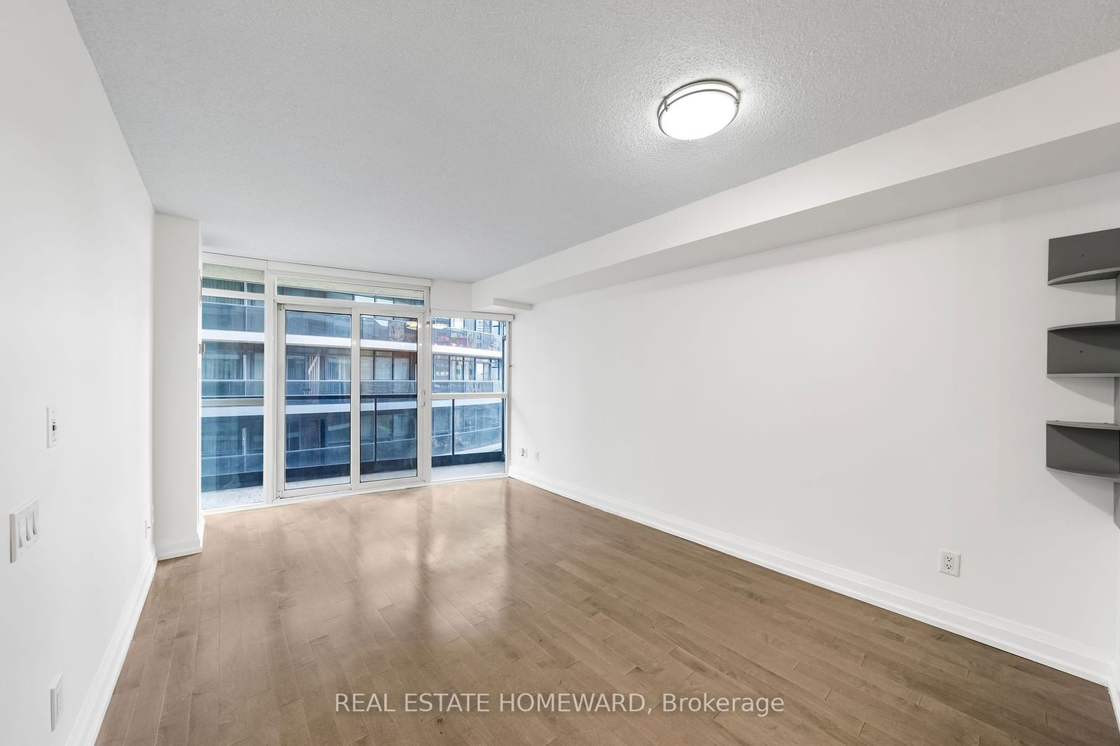 21 Carlton St, unit 1006 for rent - image #9