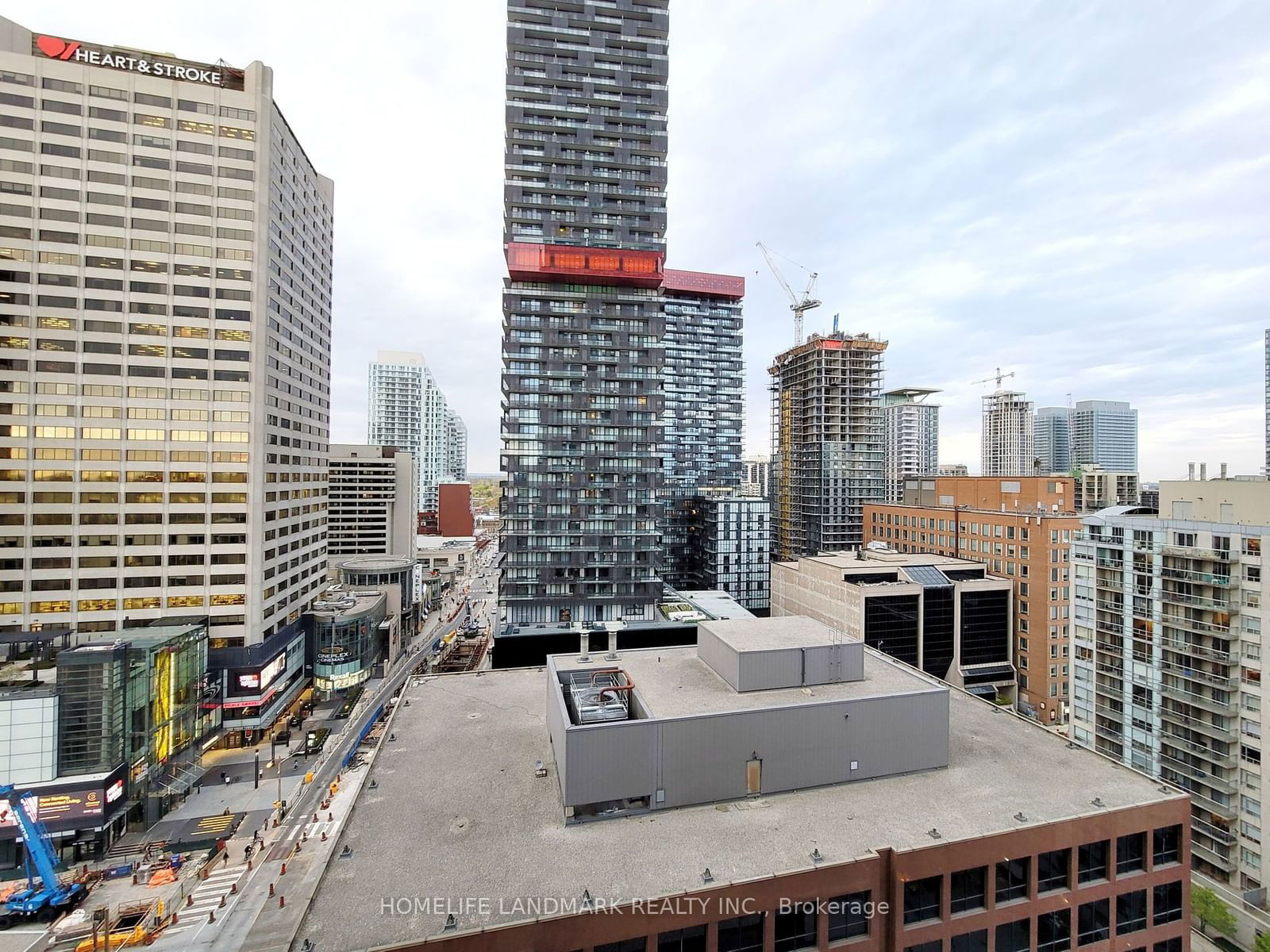 2221 Yonge St, unit 1510 for rent - image #16