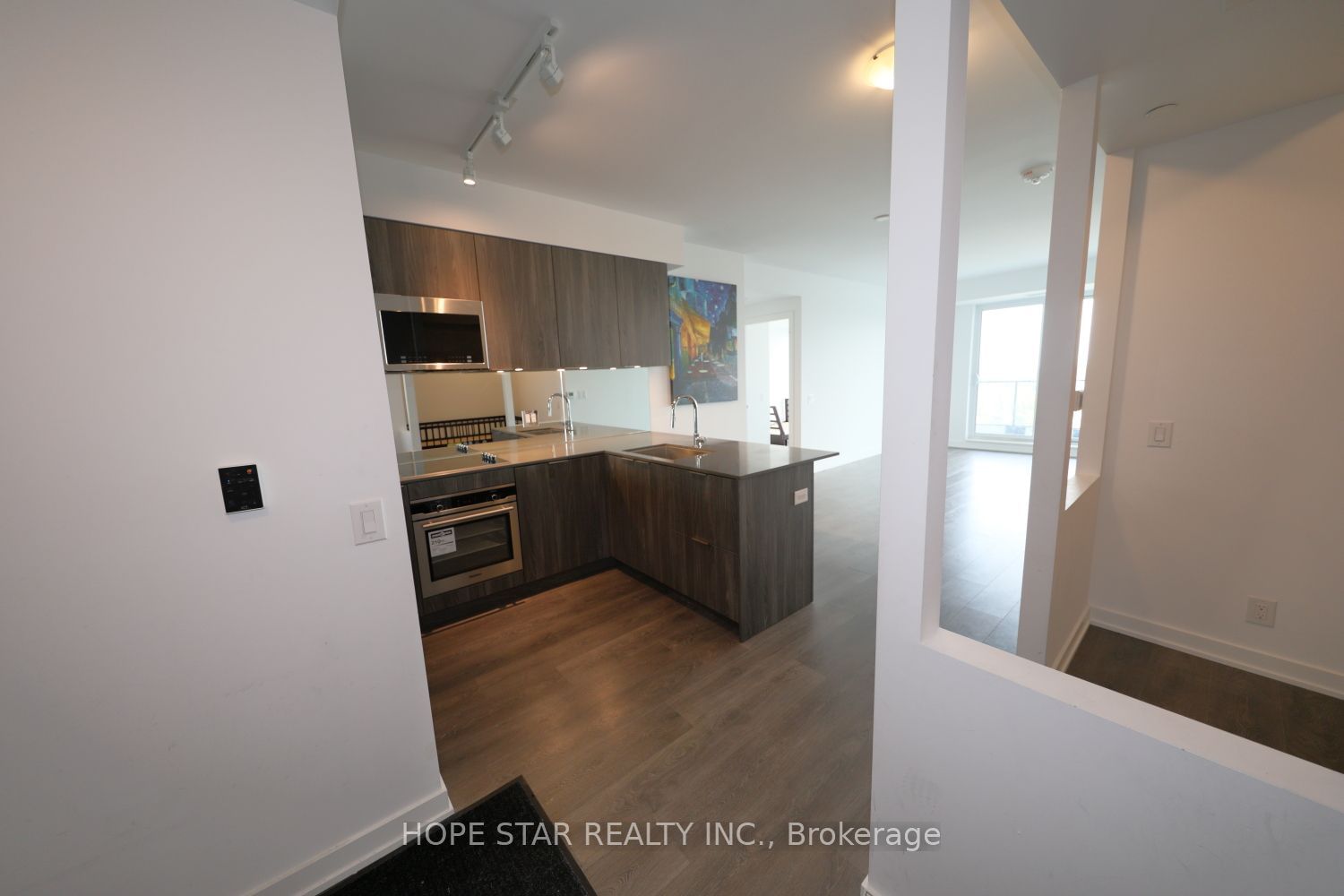 609 Avenue Rd, unit 1403 for rent - image #6