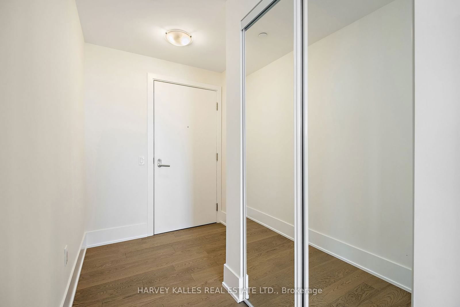 28 Freeland St, unit 6005 for sale - image #3