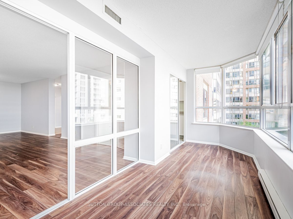 44 Gerrard St W, unit 604 for sale - image #12