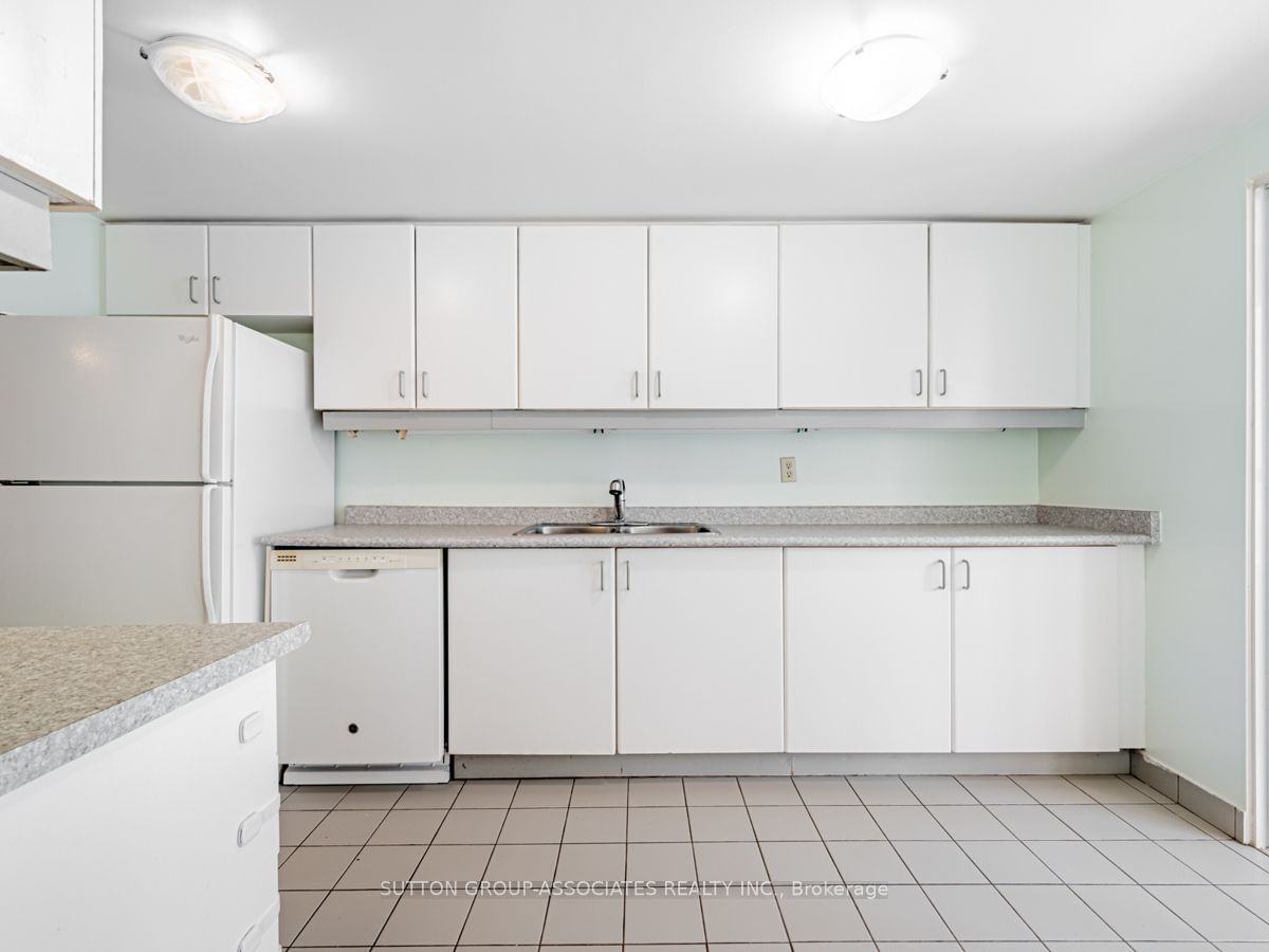 44 Gerrard St W, unit 604 for sale - image #5