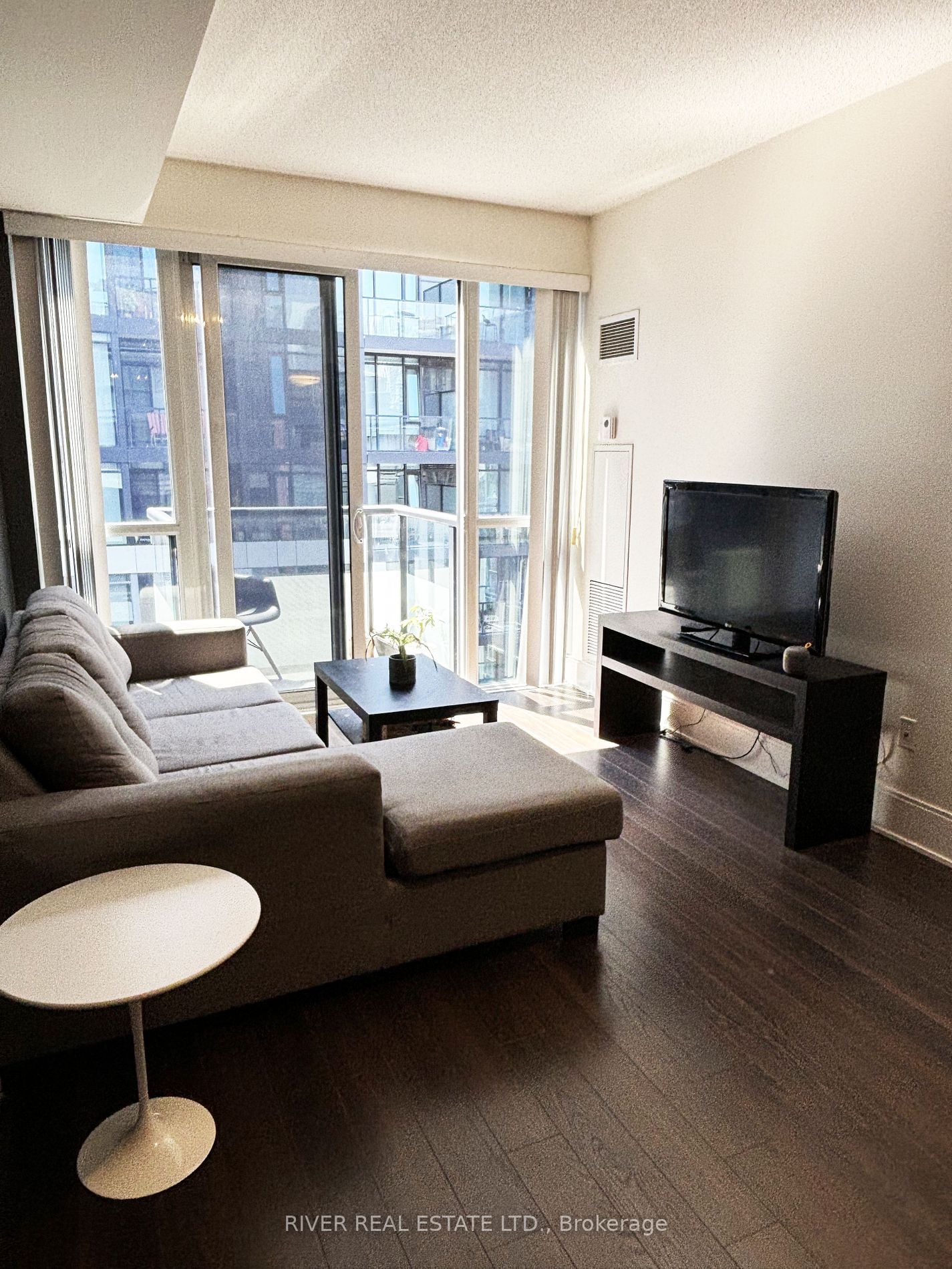 560 Front St W, unit 908 for sale - image #8