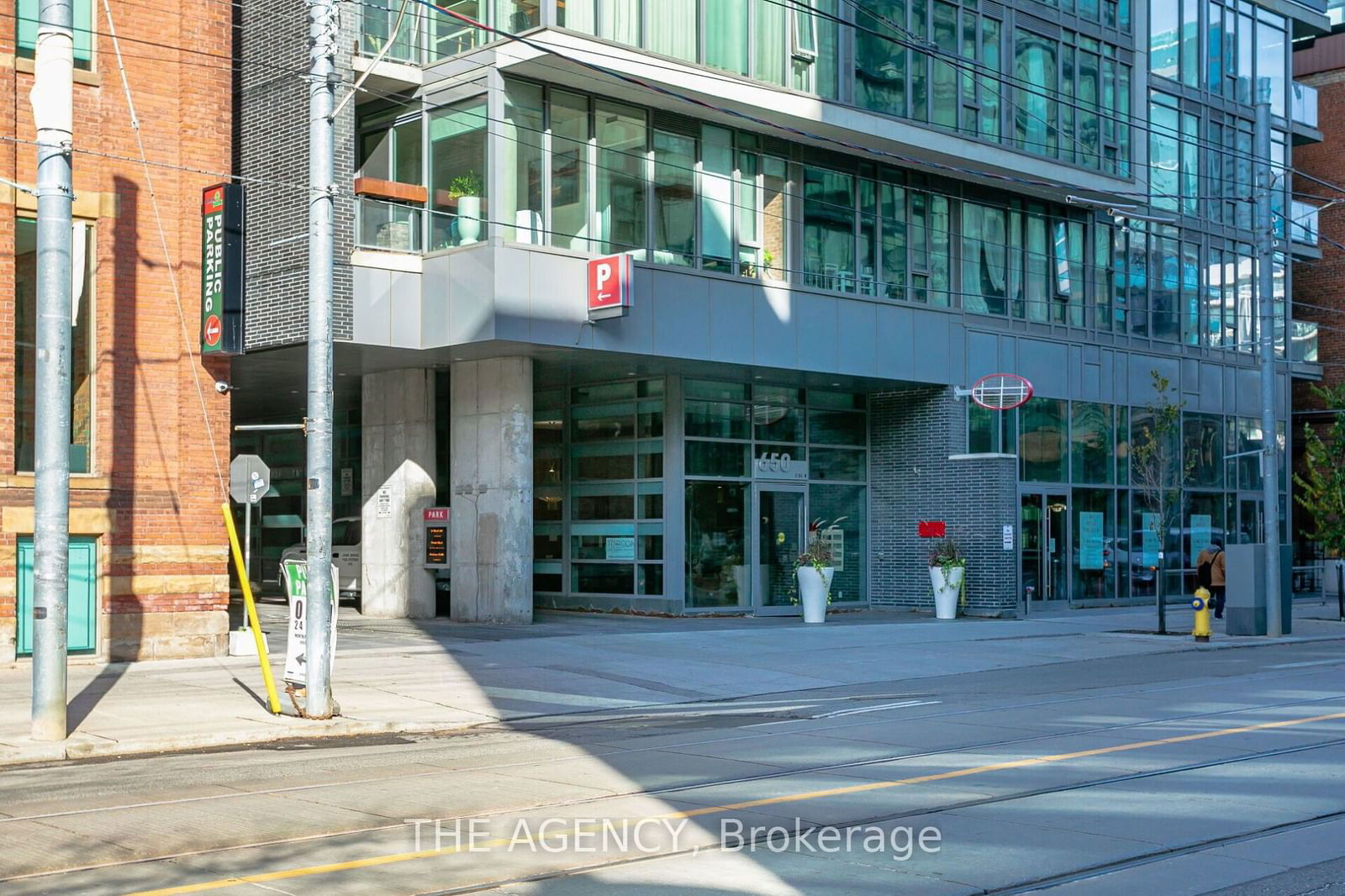 650 King St W, unit PH01 for sale