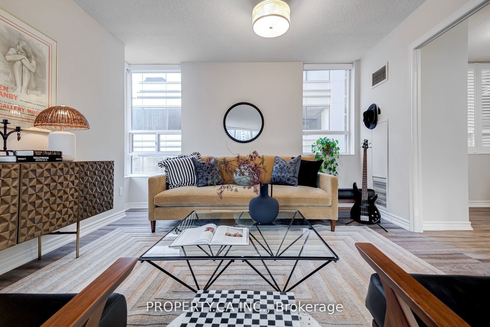 71 Simcoe St, unit 904 for sale - image #8