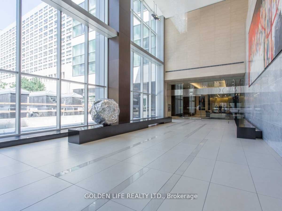 386 Yonge St, unit 5708 for sale - image #17