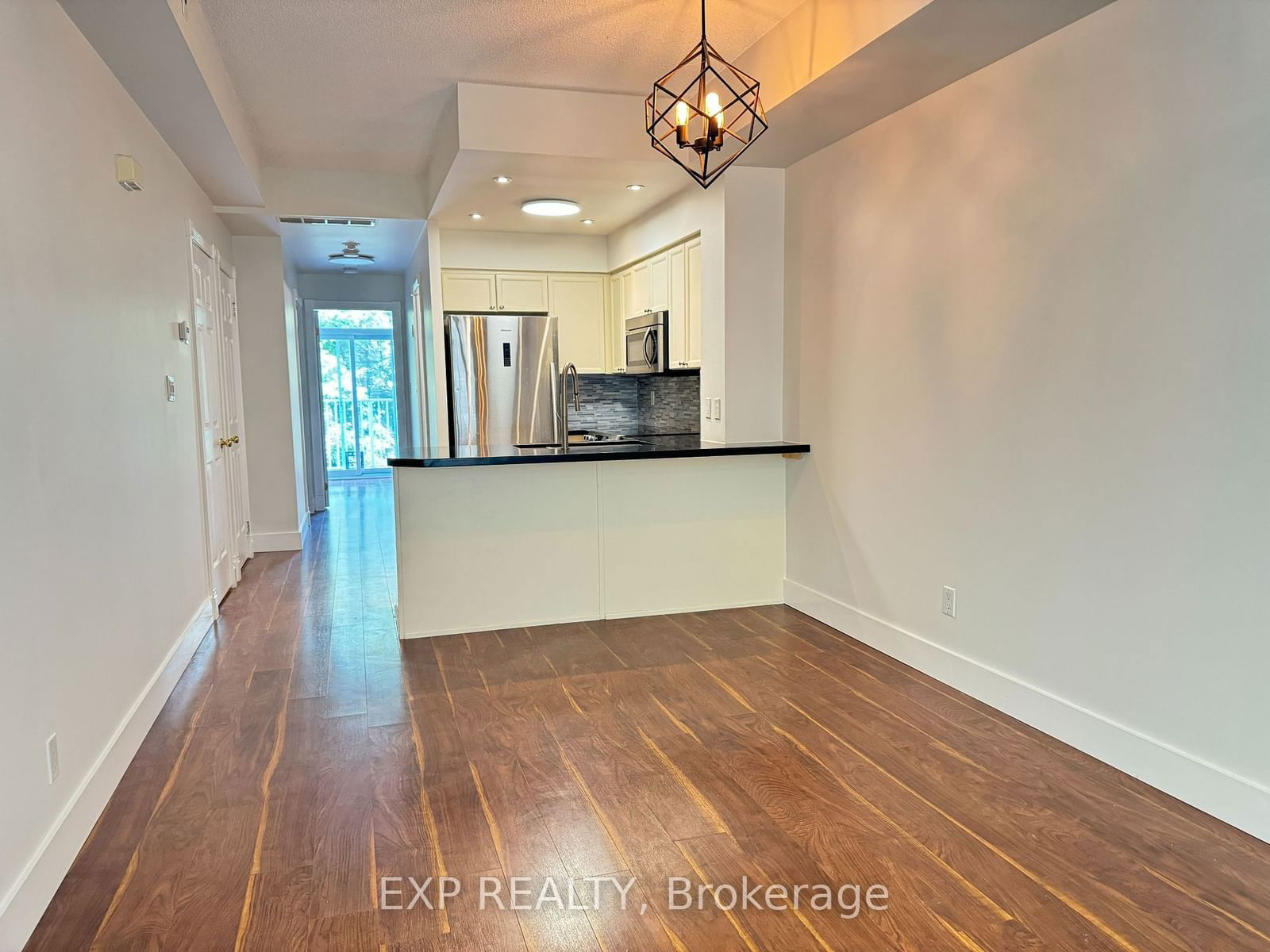 38 Stadium Rd, unit 632 for rent - image #5