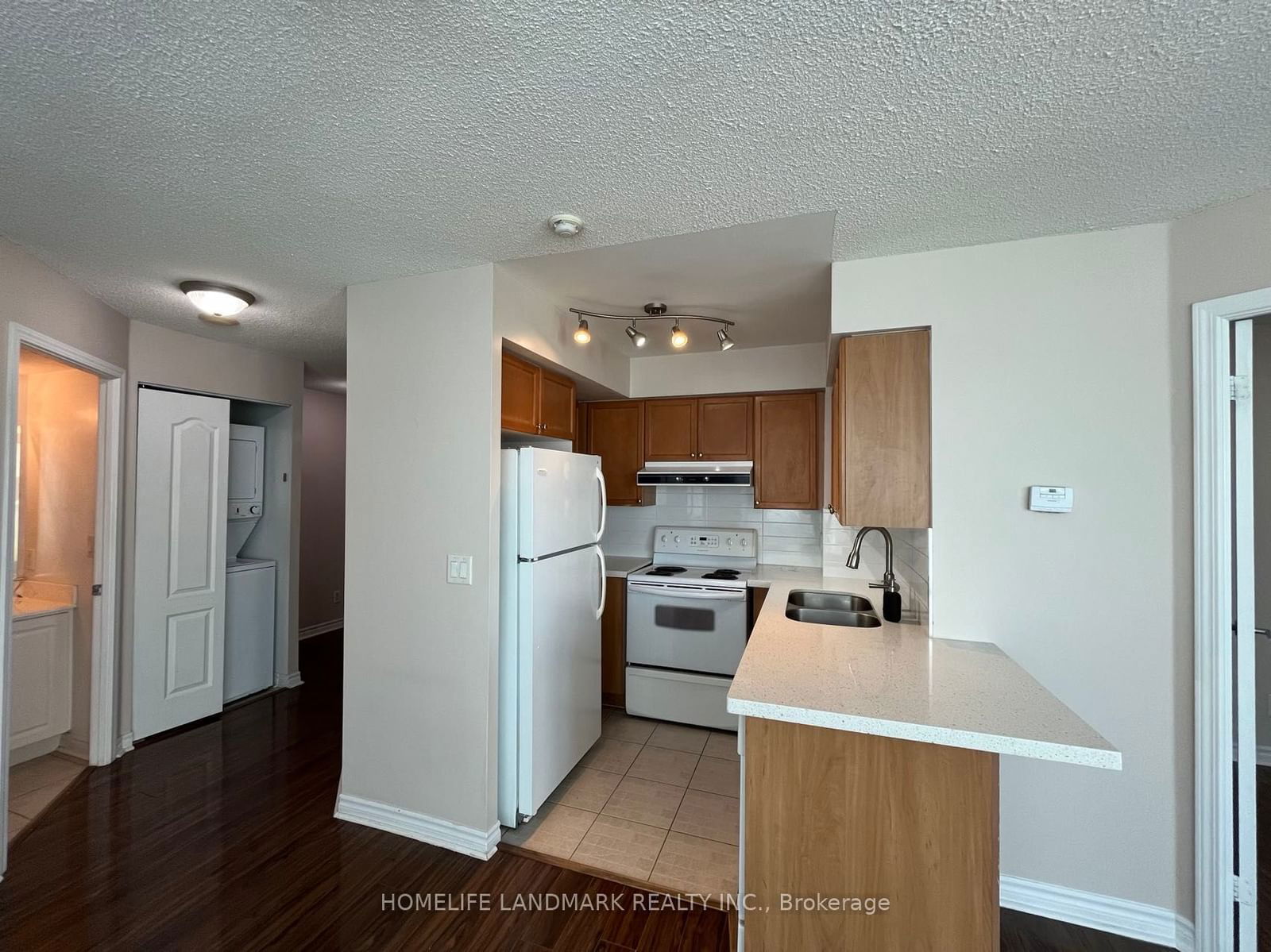 17 Barberry Pl, unit 1507 for rent - image #10