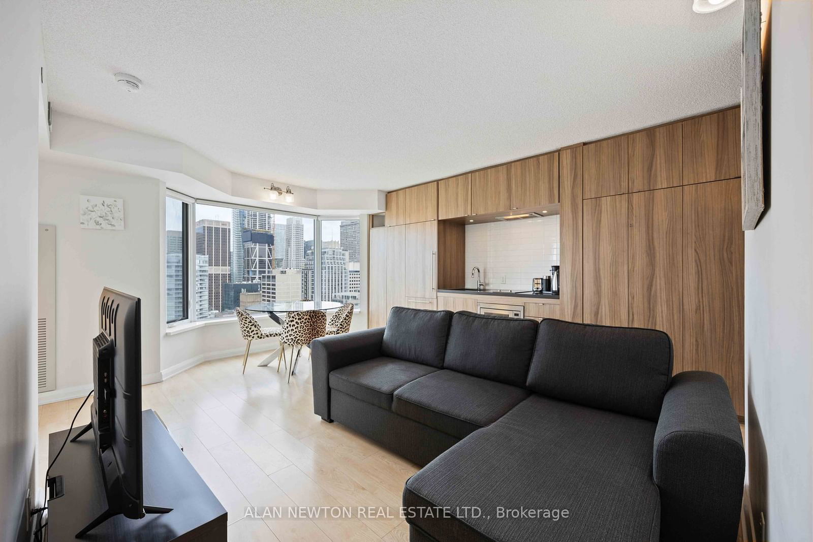 155 Yorkville Ave, unit 2604 for sale - image #17