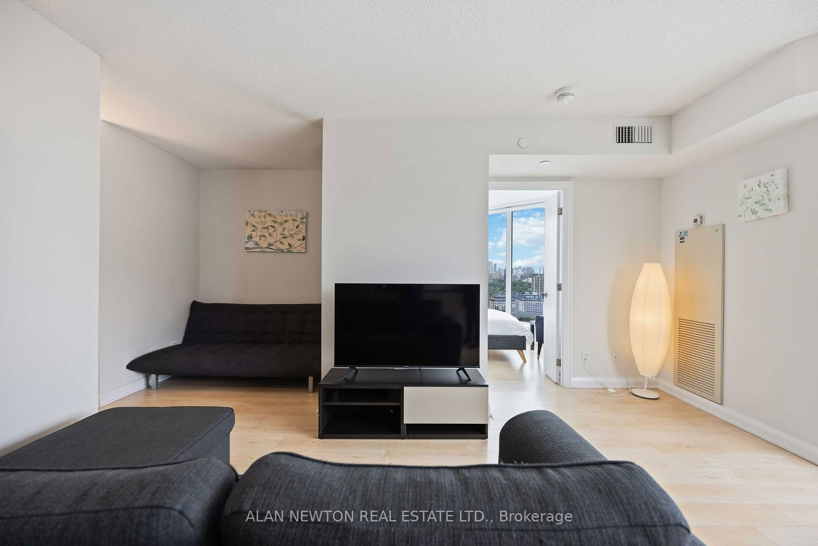 155 Yorkville Ave, unit 2604 for sale