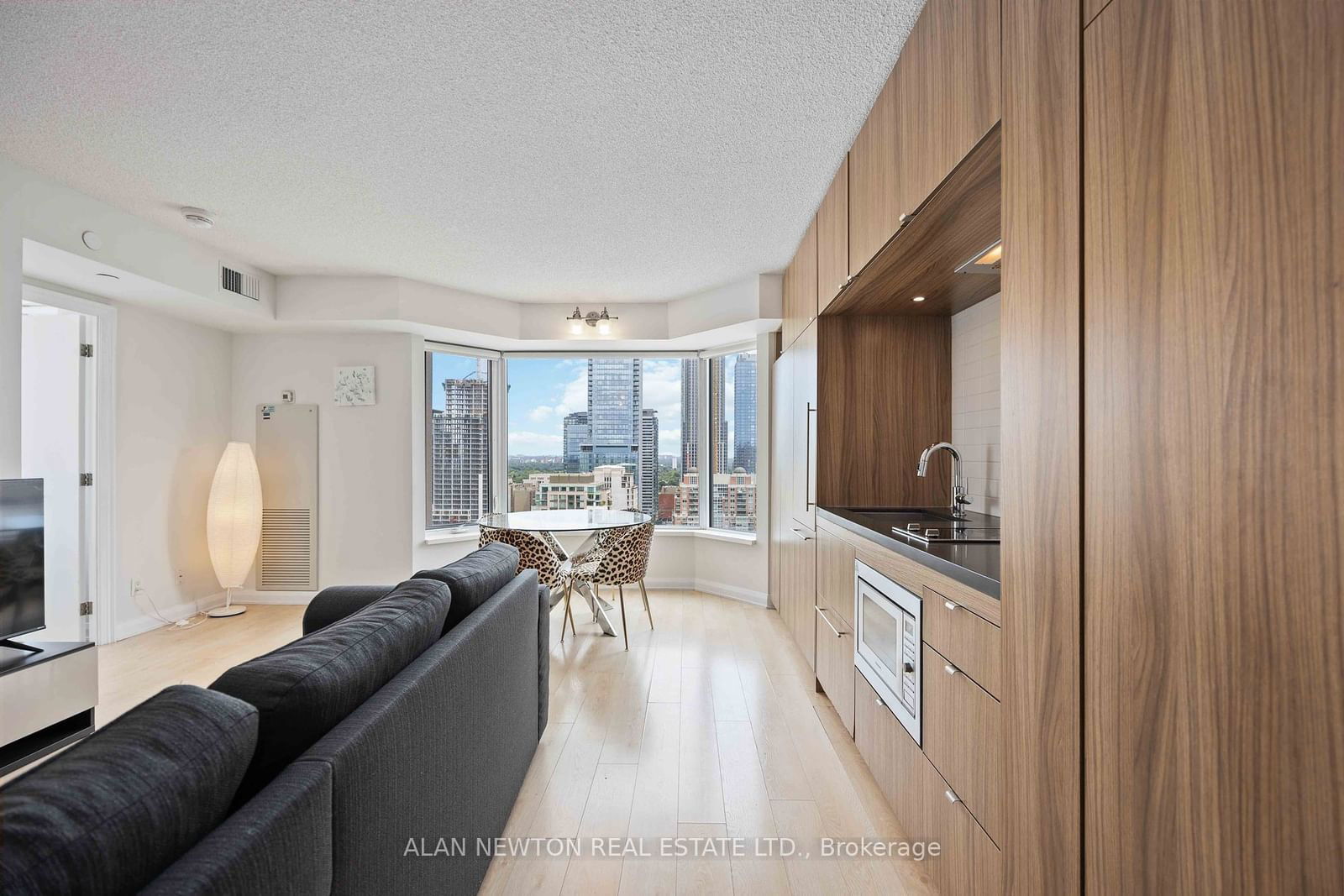 155 Yorkville Ave, unit 2604 for sale - image #6