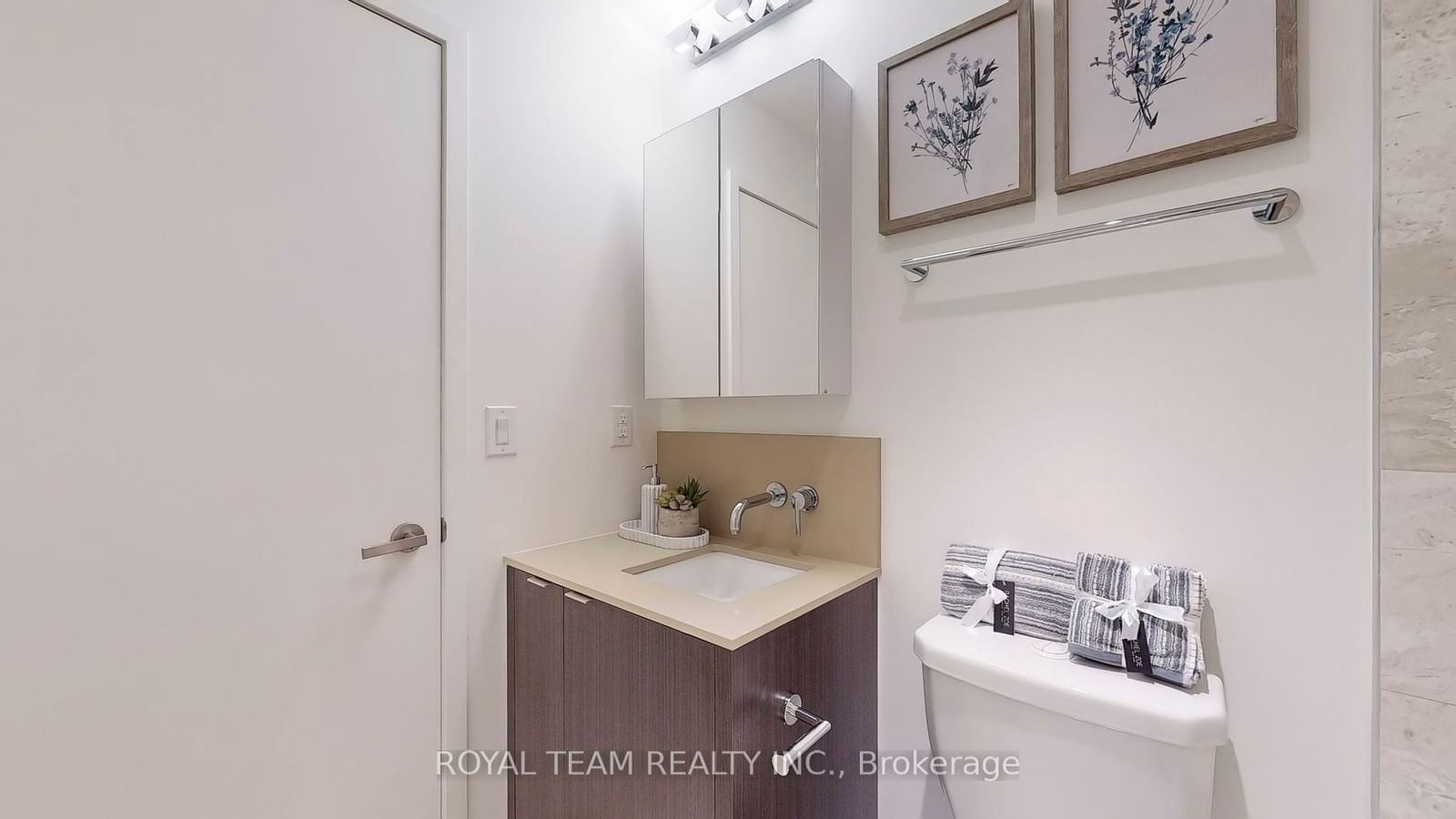 88 Harbour St, unit 6203 for rent - image #18