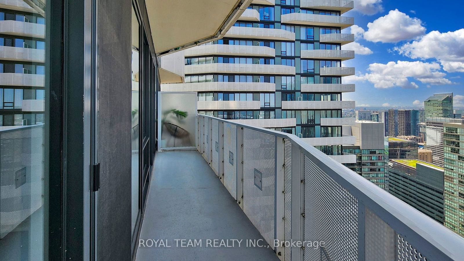 88 Harbour St, unit 6203 for rent - image #24