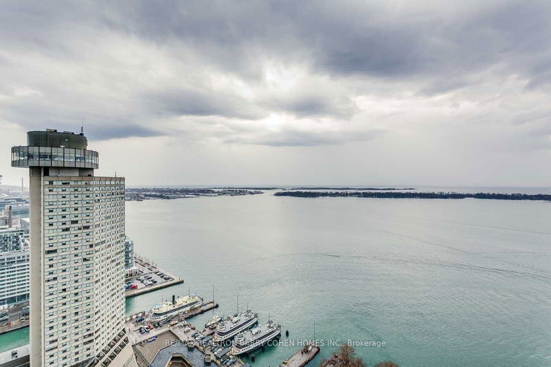 33 Harbour Sq, unit 503 for sale - image #1