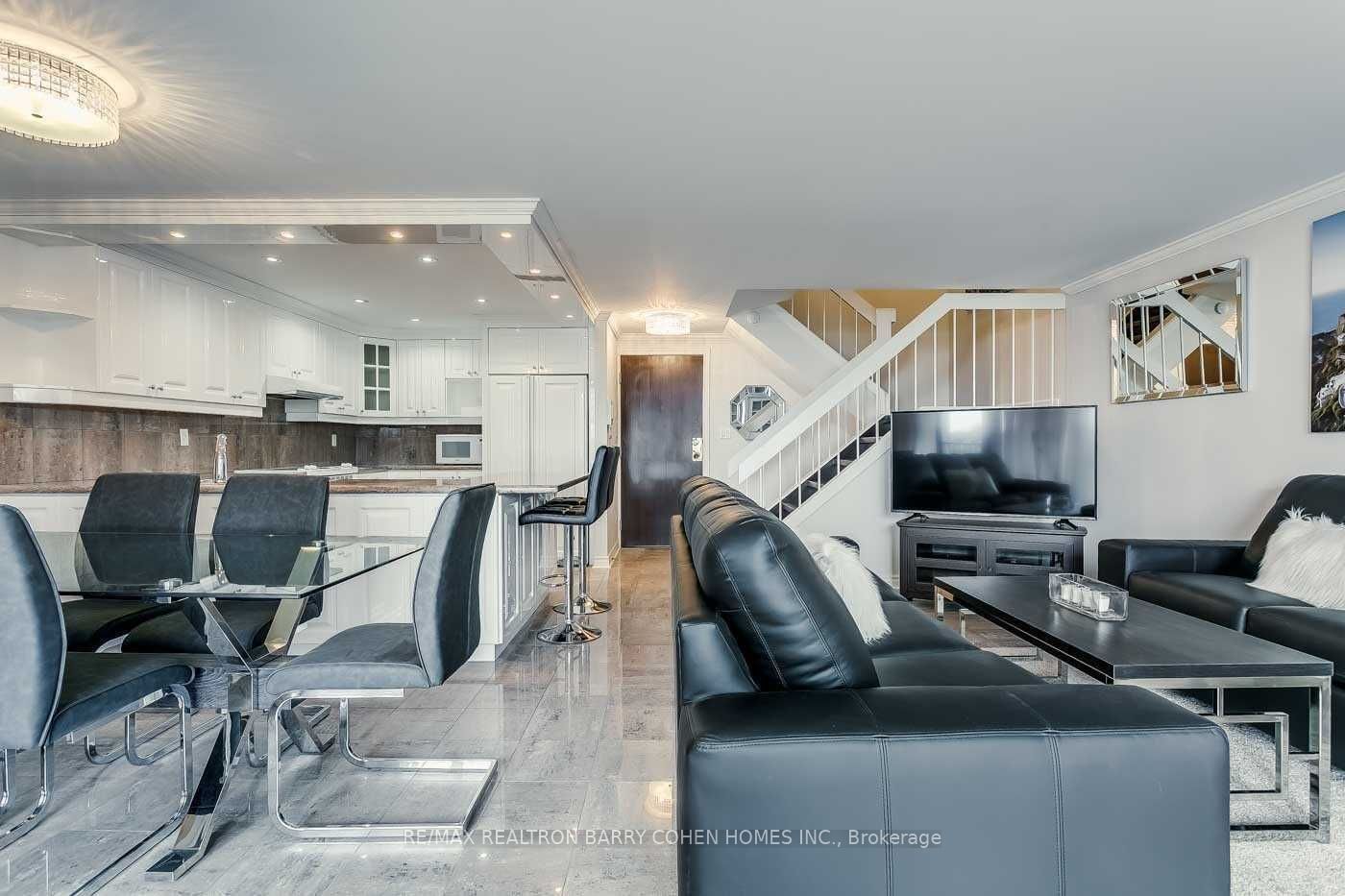 33 Harbour Sq, unit 503 for sale - image #9