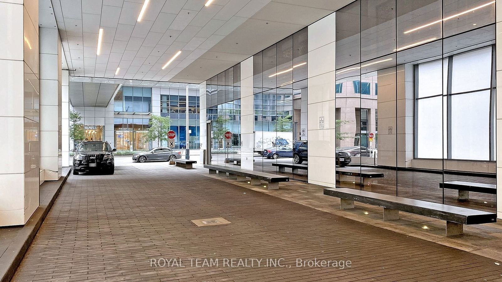 88 Harbour St, unit 6203 for sale - image #4