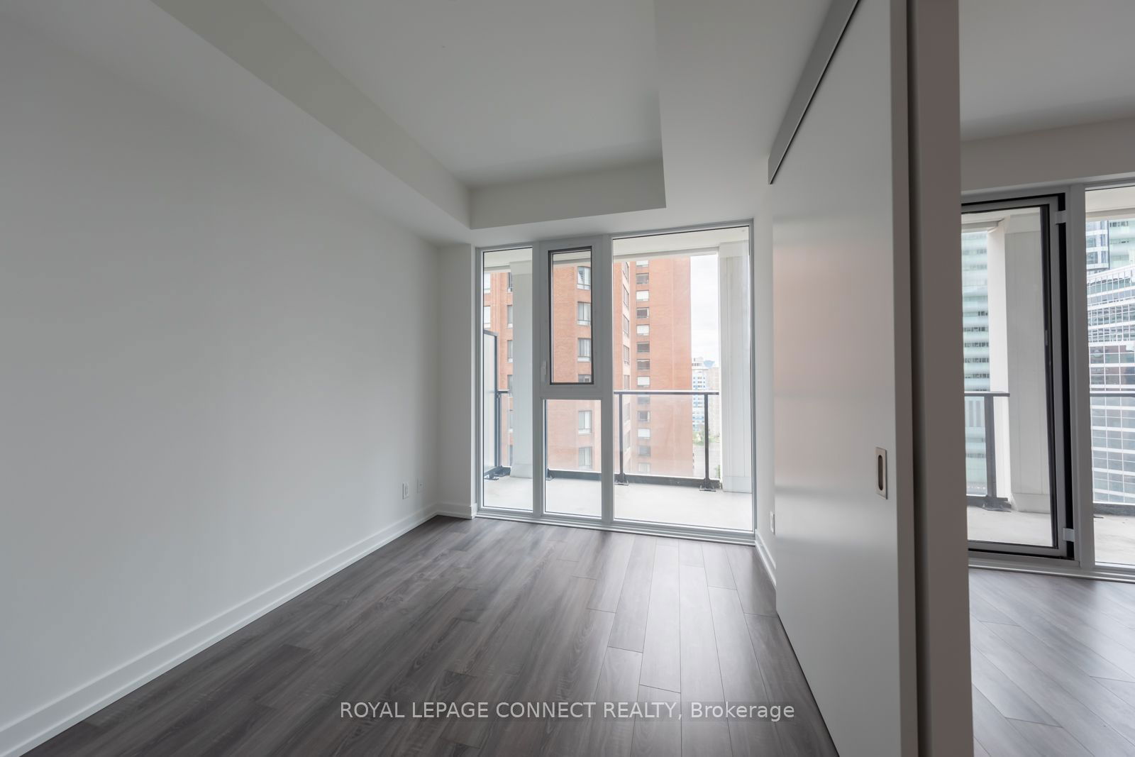 20 Edward St, unit 1314 for sale