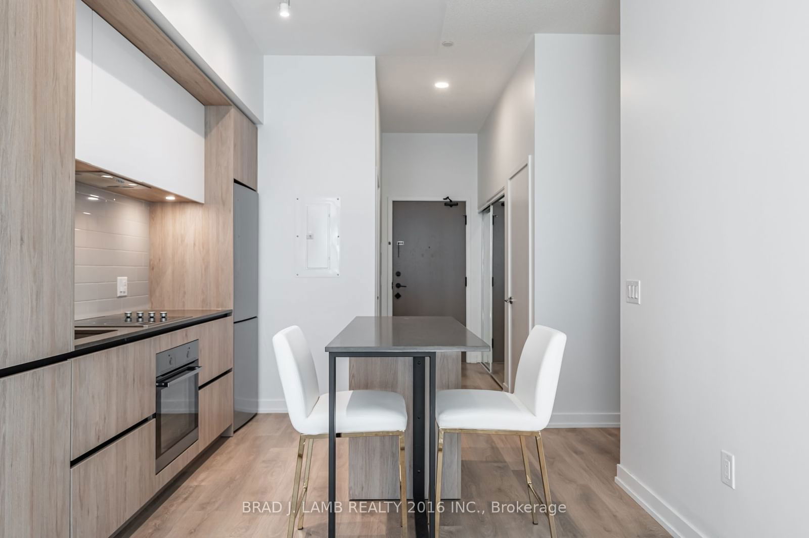 34 Tubman Ave, unit 303 for sale - image #10