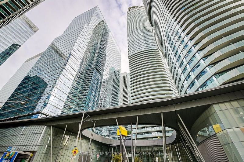 14 York St, unit 4706 for sale - image #1