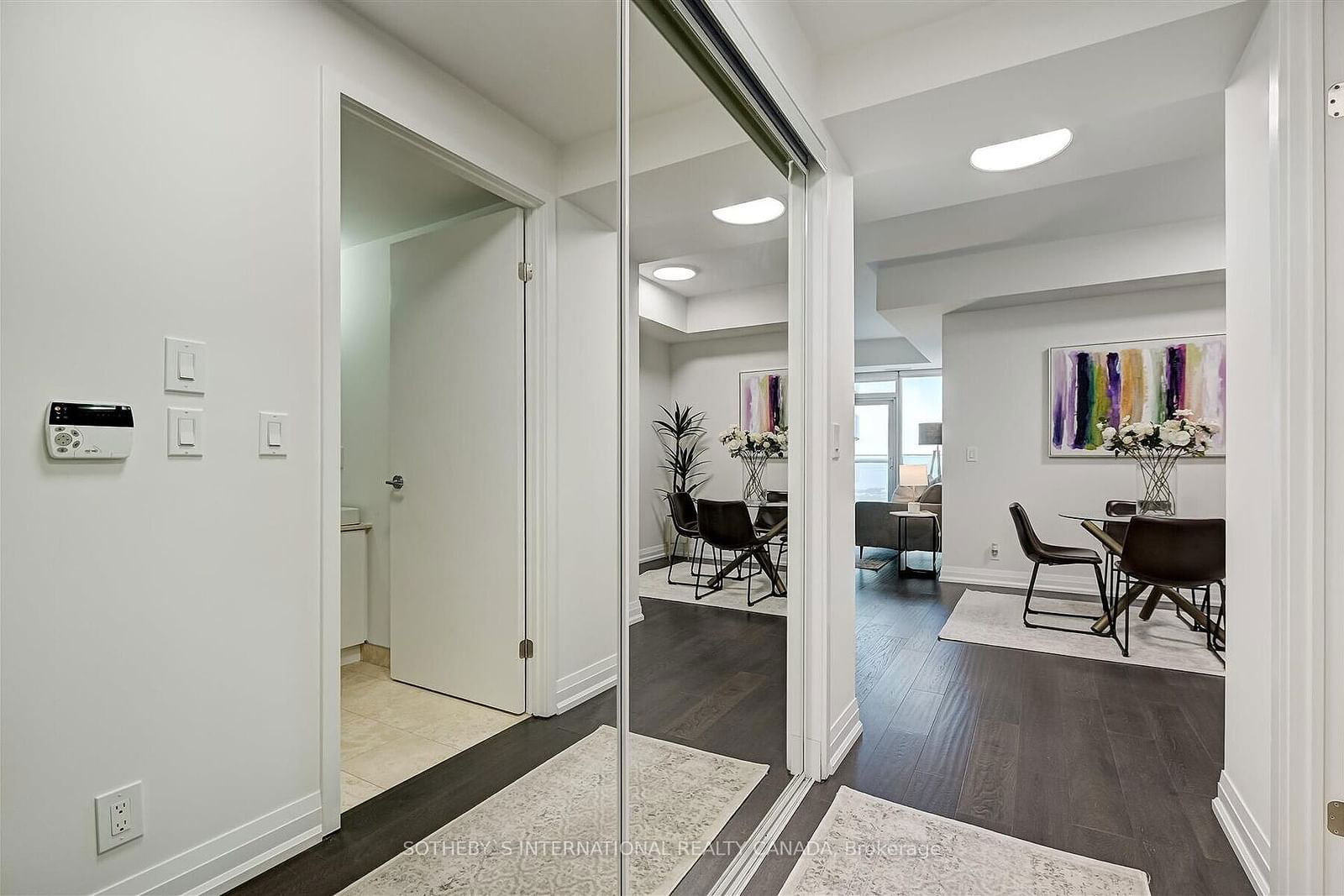 14 York St, unit 4706 for sale - image #4