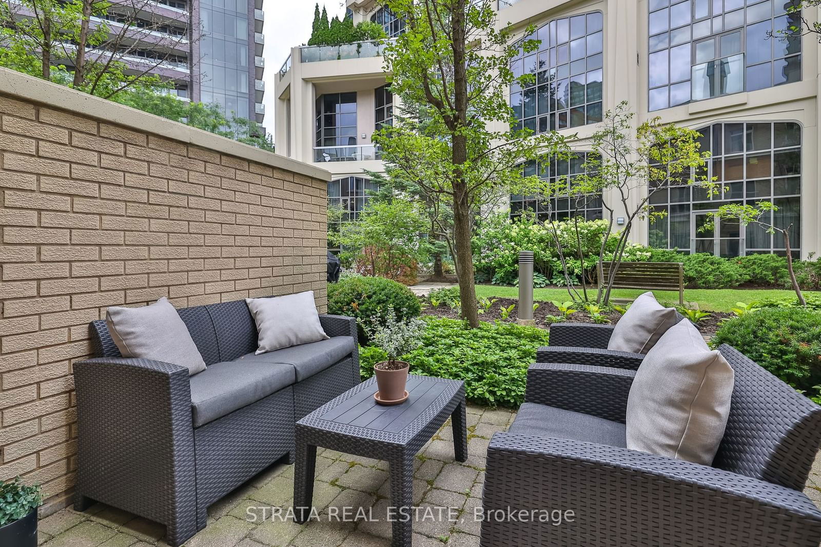 34 McMurrich St, unit D for sale - image #37