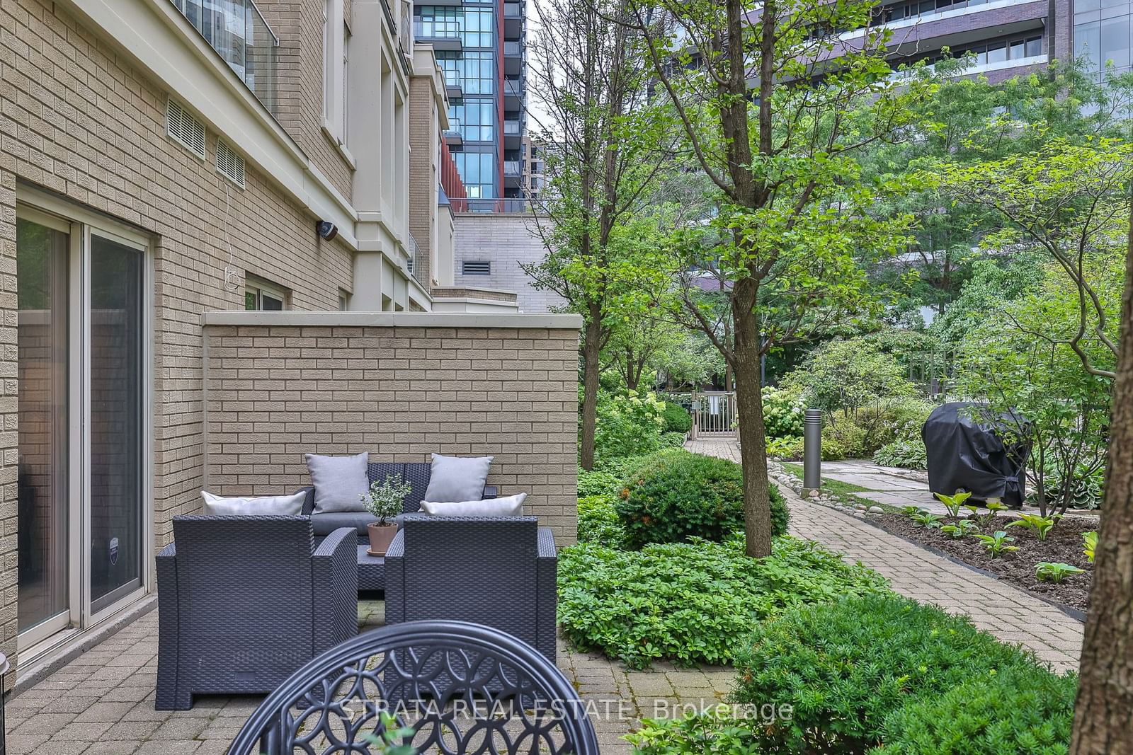 34 McMurrich St, unit D for sale - image #38