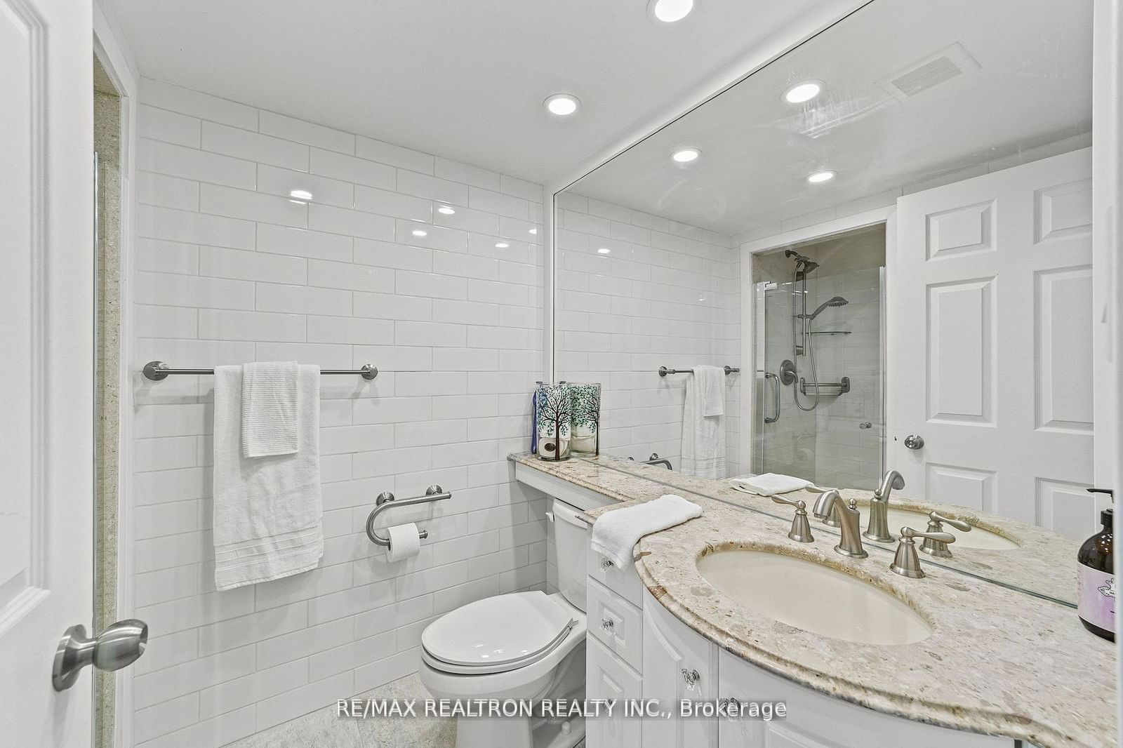 3000 Bathurst St, unit 706 for sale - image #13