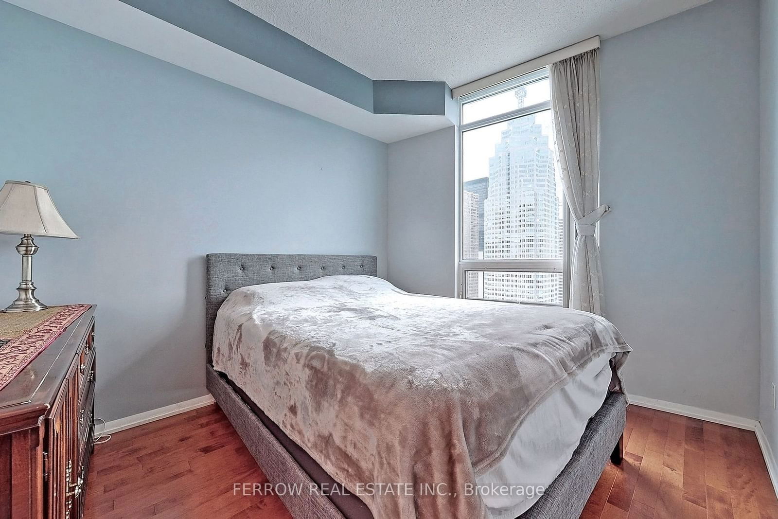 18 Yonge St, unit 3804 for rent - image #14