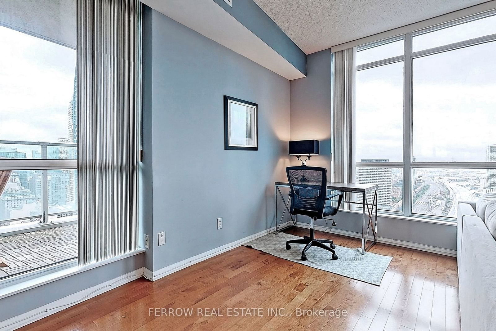 18 Yonge St, unit 3804 for rent - image #15