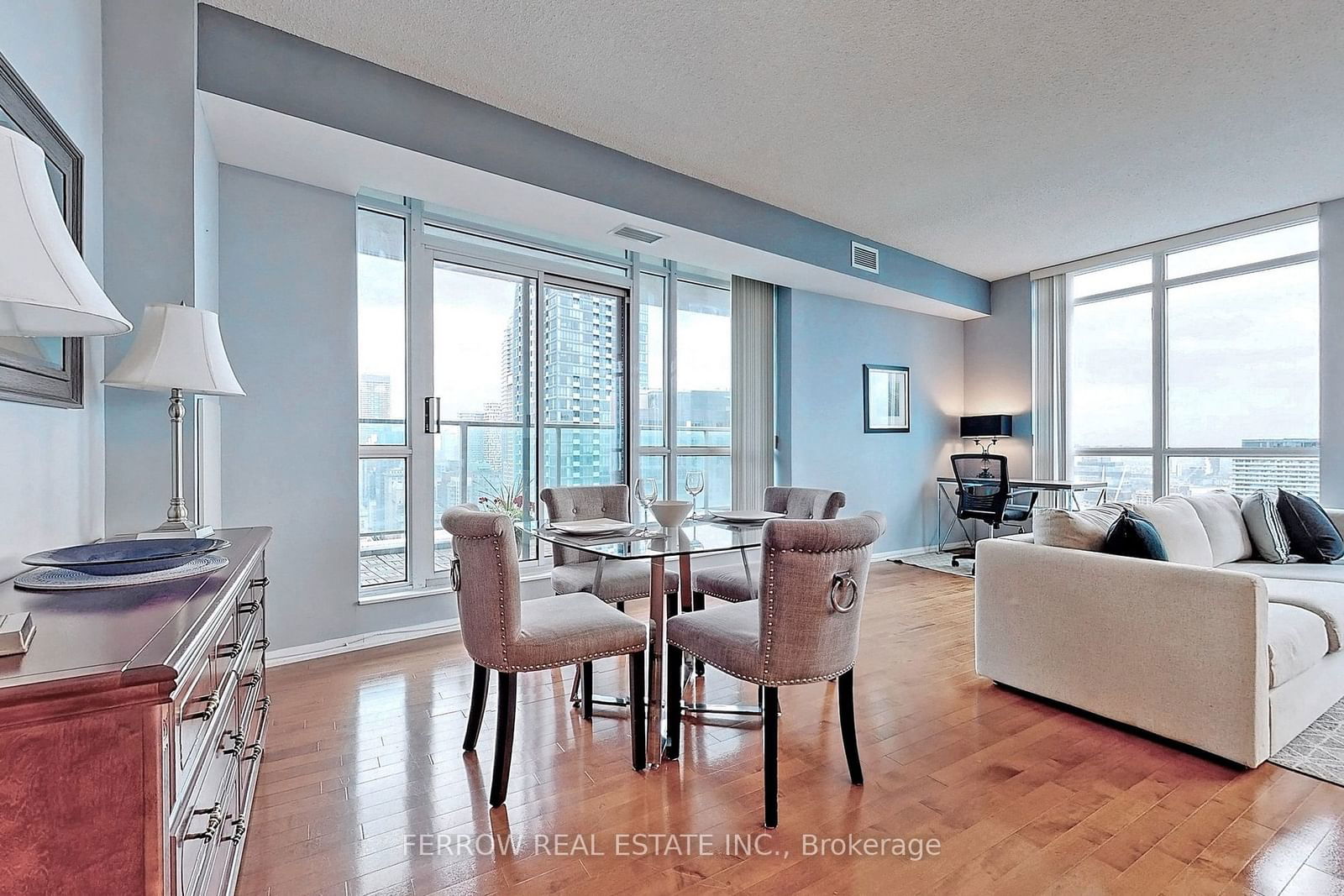 18 Yonge St, unit 3804 for rent - image #9