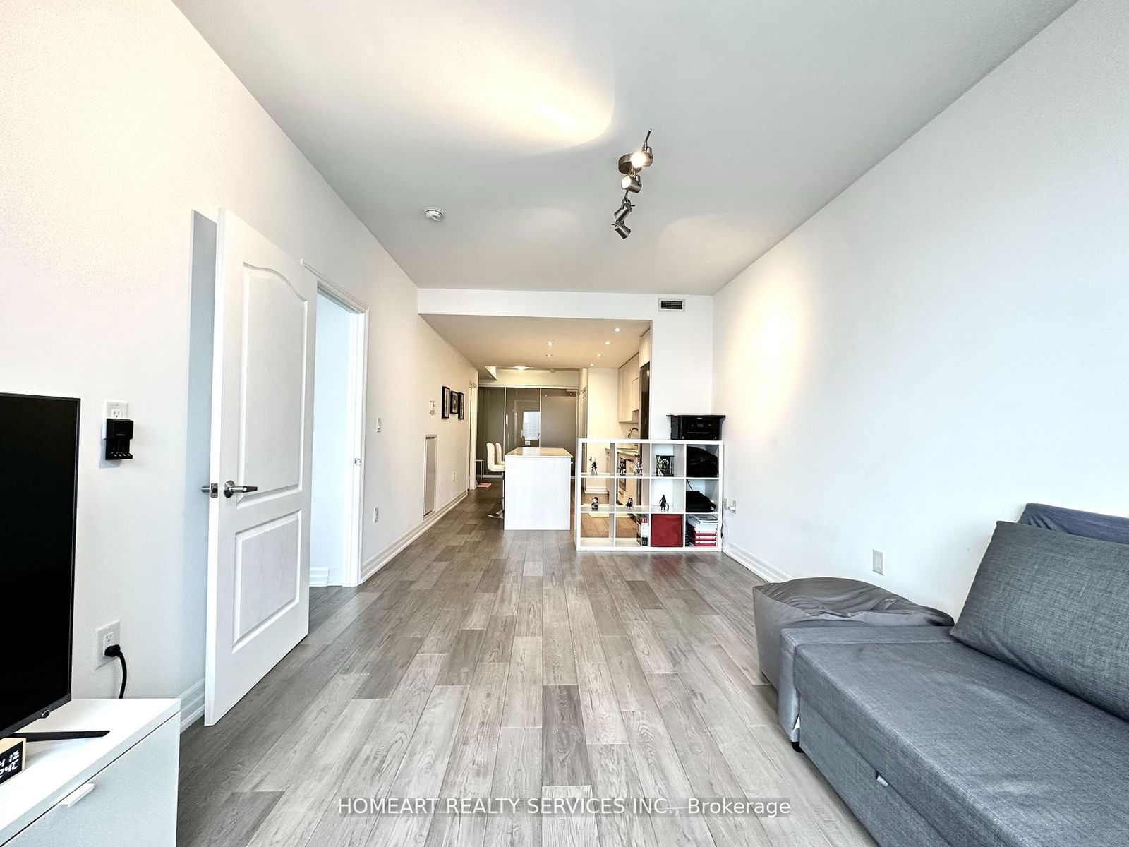 8 The Esplanade, unit 4406 for rent - image #5