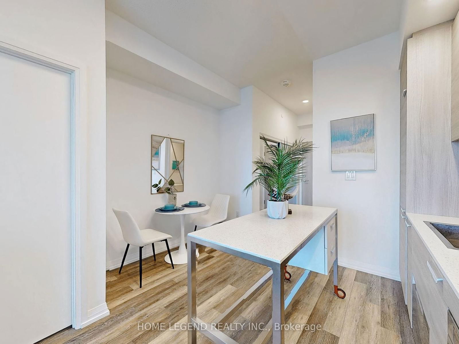 75 Canterbury Pl, unit 1109 for sale - image #13