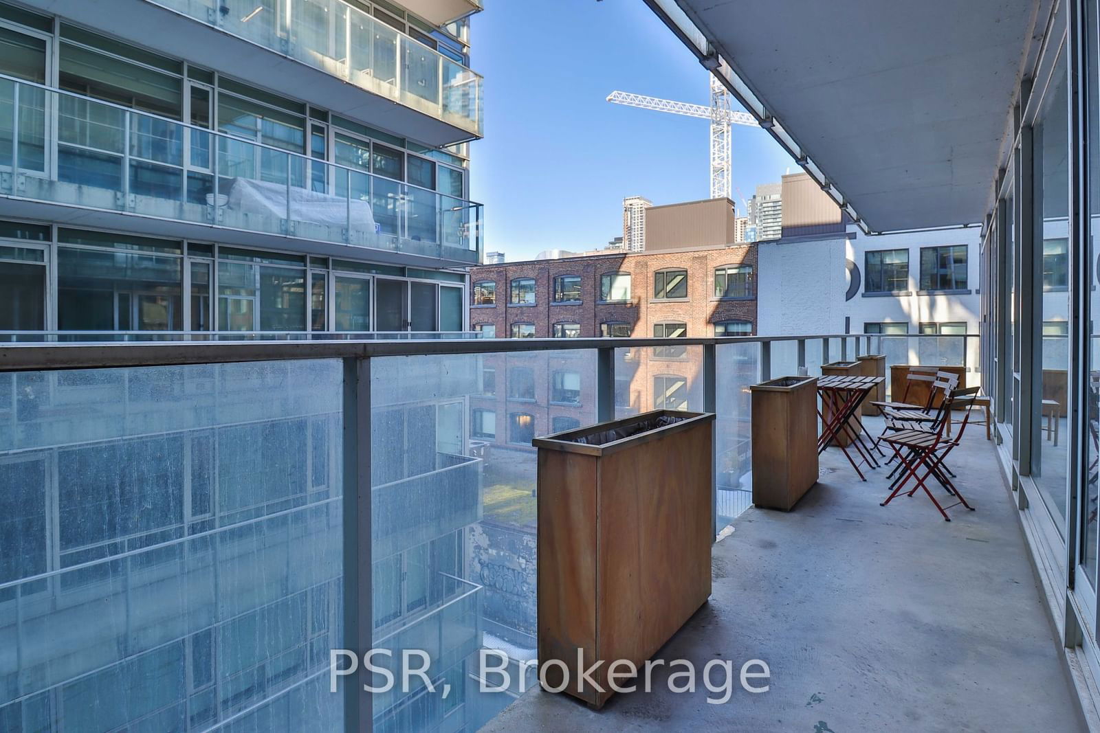 75 Portland St, unit 523 for rent - image #31