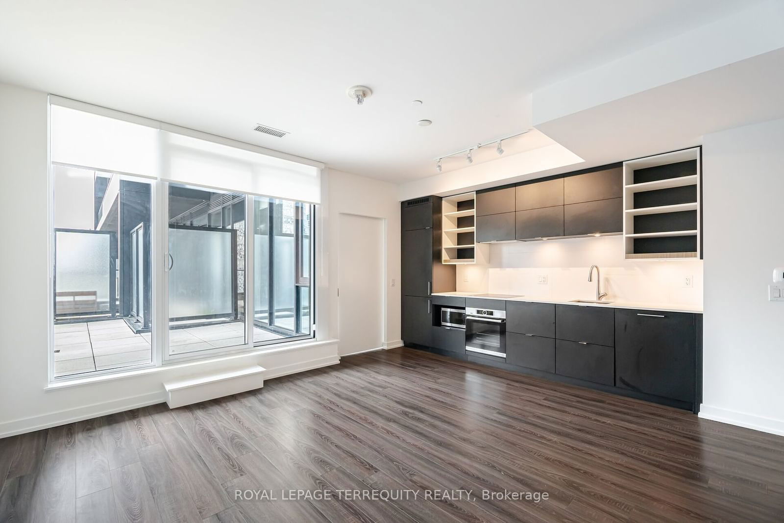 20 Edward St, unit 518 for sale - image #16