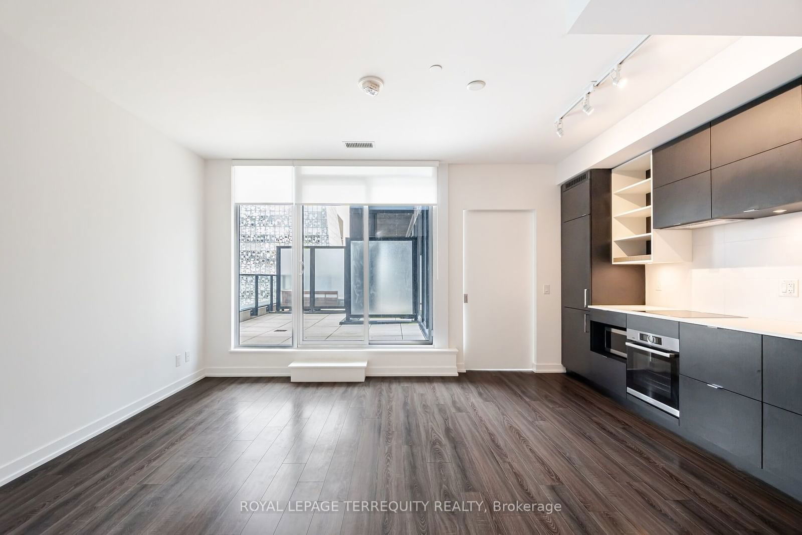 20 Edward St, unit 518 for sale - image #18