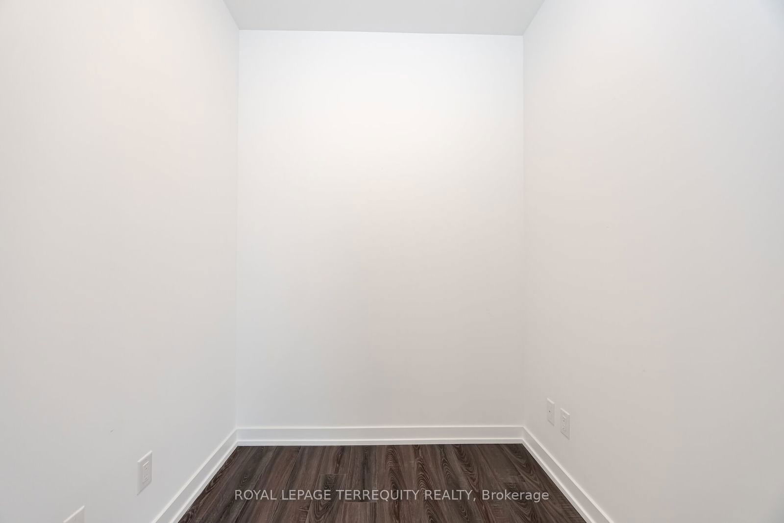 20 Edward St, unit 518 for sale - image #19