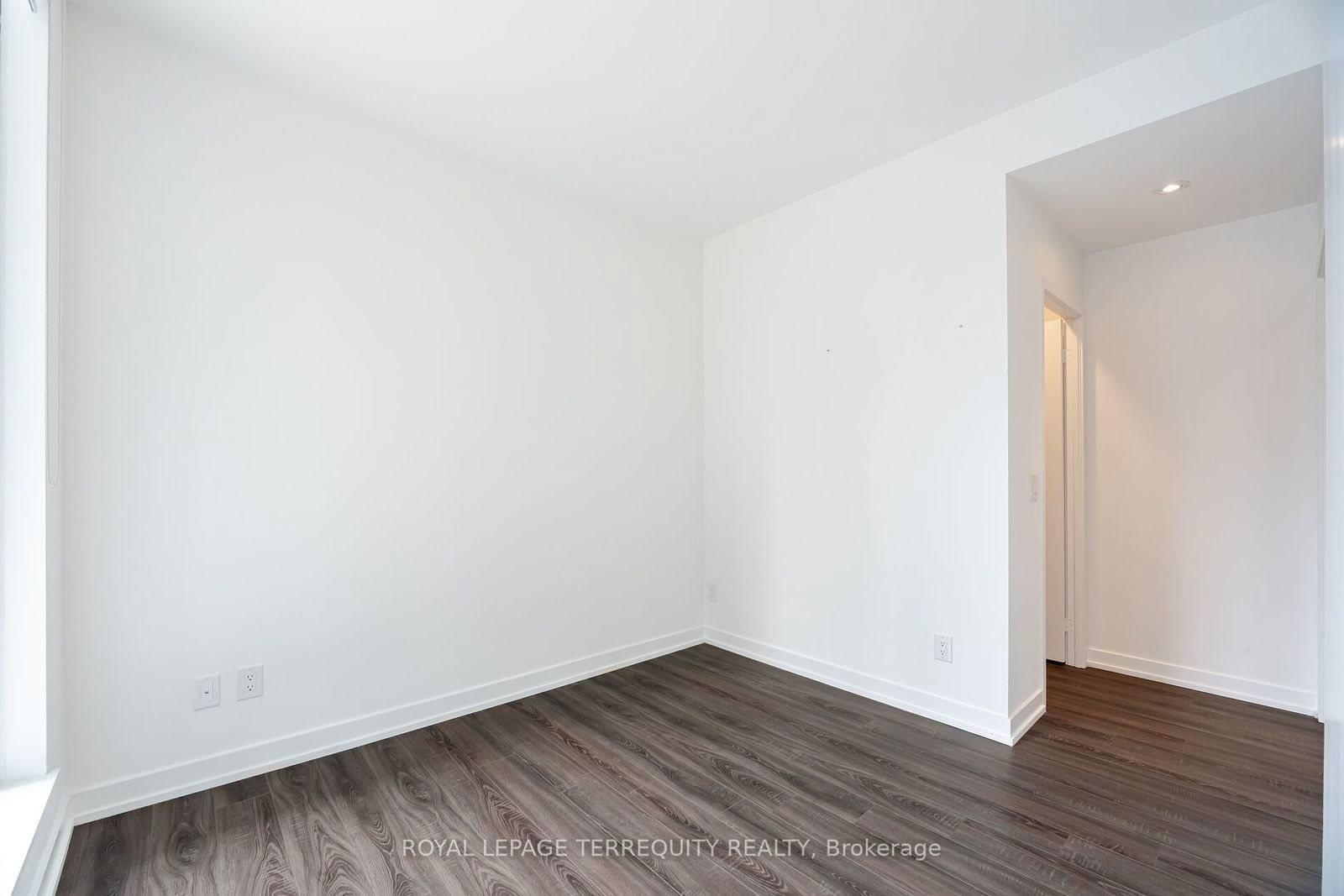 20 Edward St, unit 518 for sale - image #21