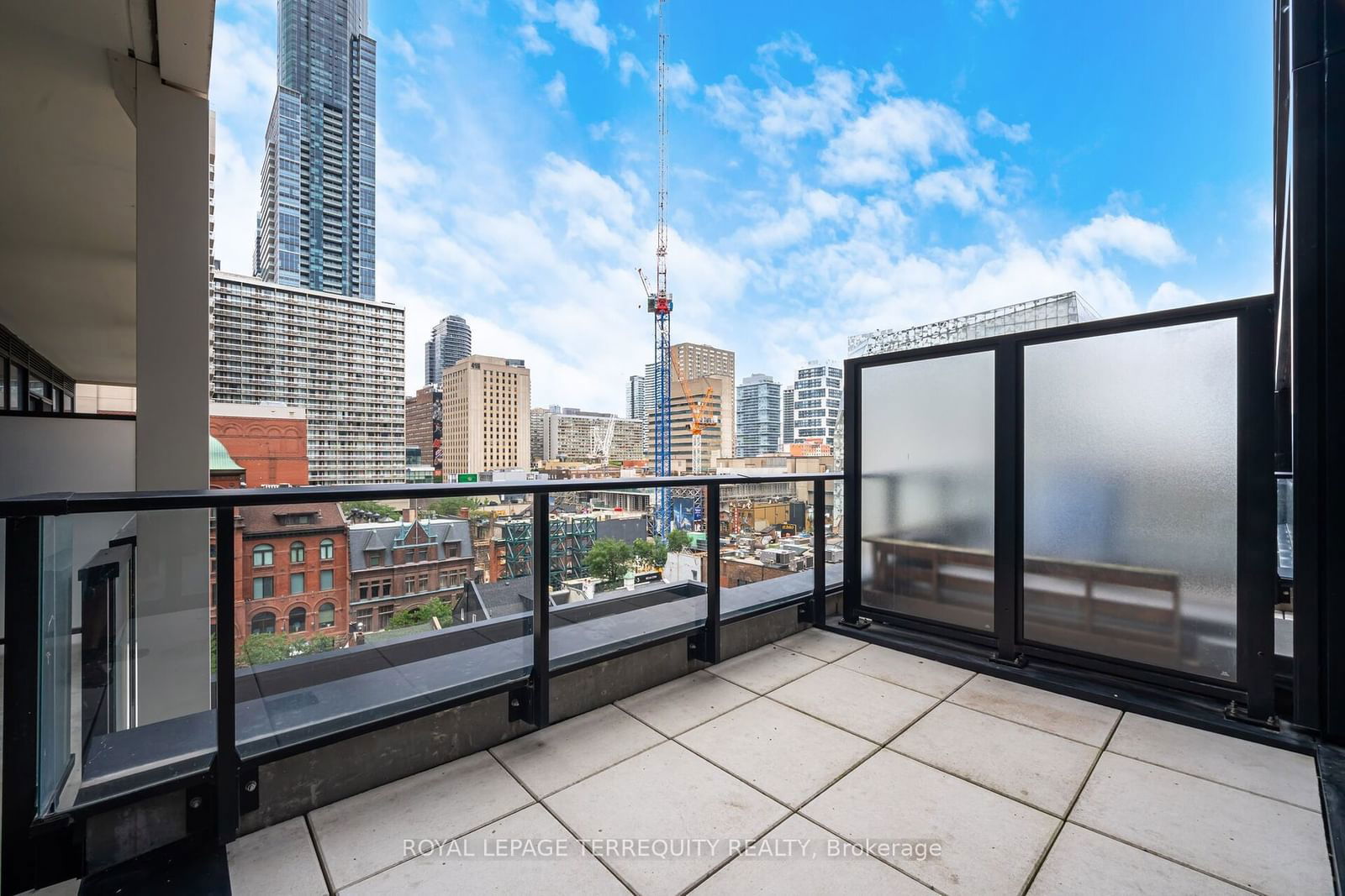 20 Edward St, unit 518 for sale - image #34