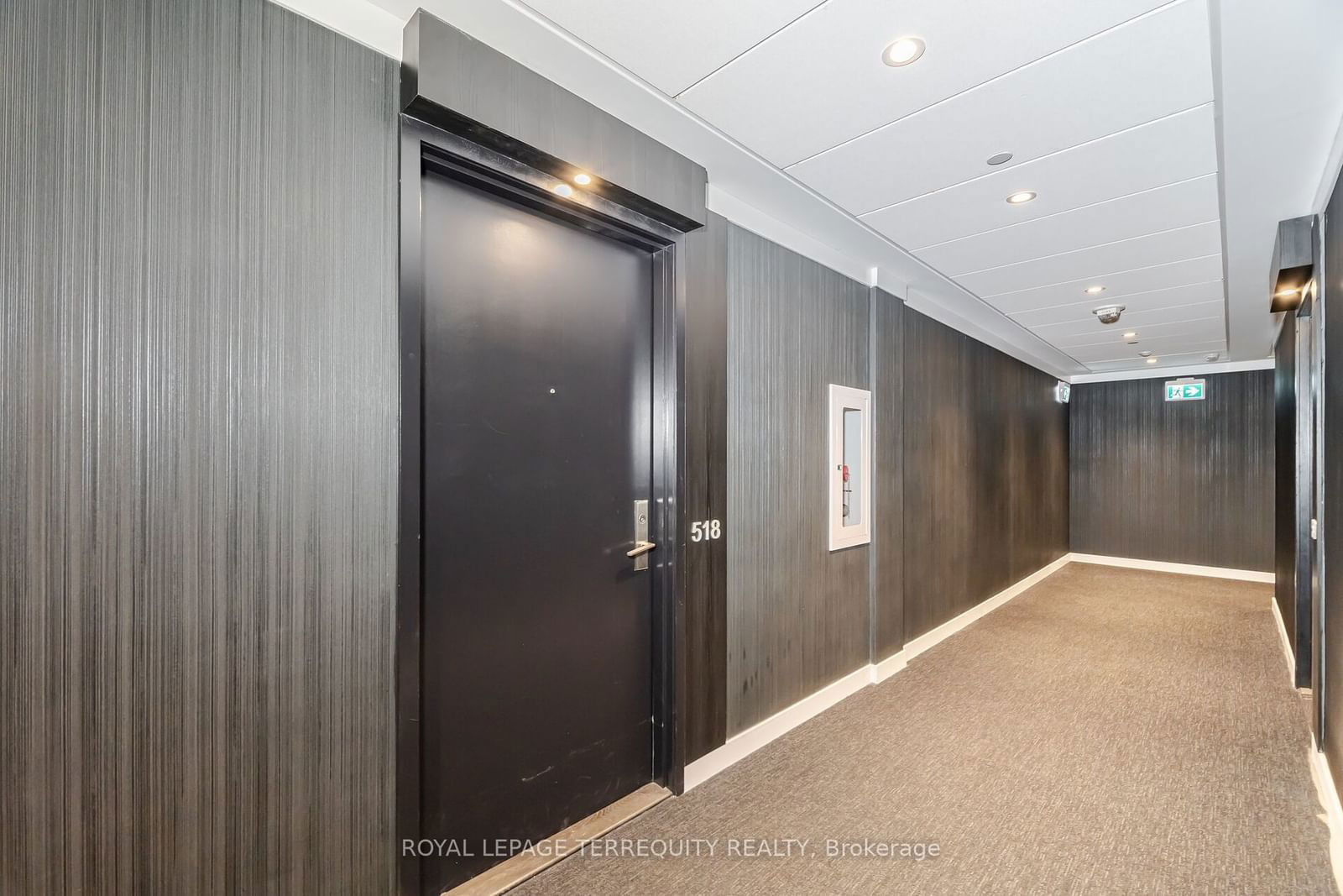 20 Edward St, unit 518 for sale - image #5