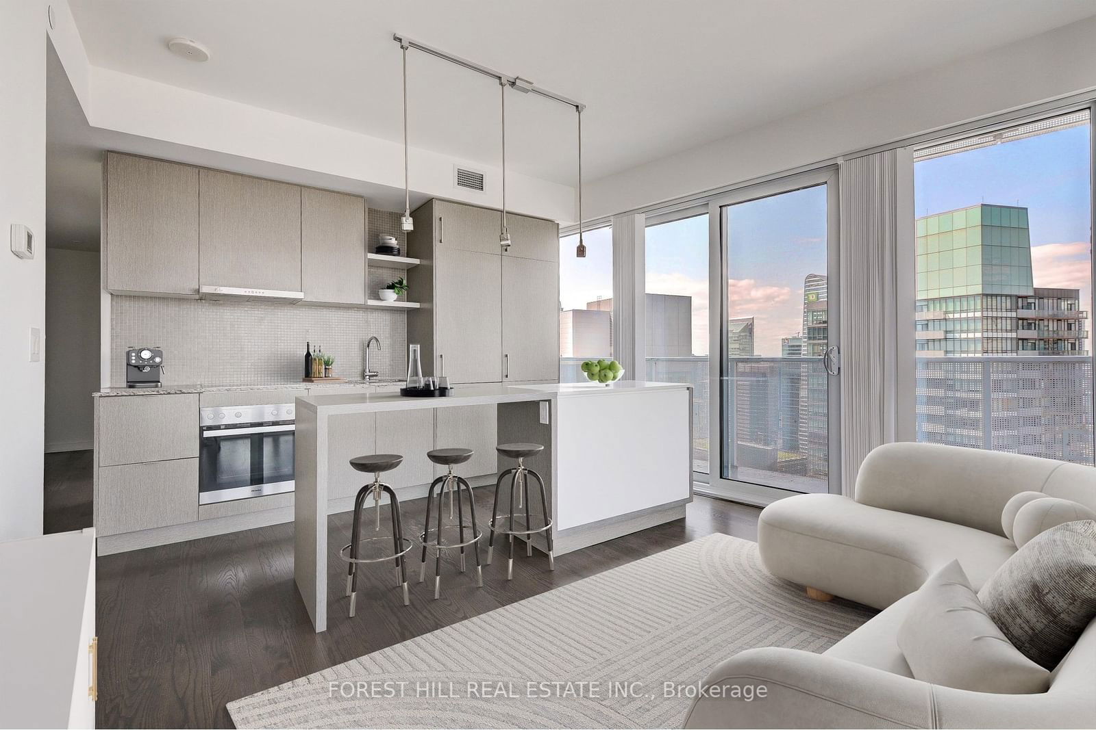 100 HARBOUR St, unit 5504 for sale