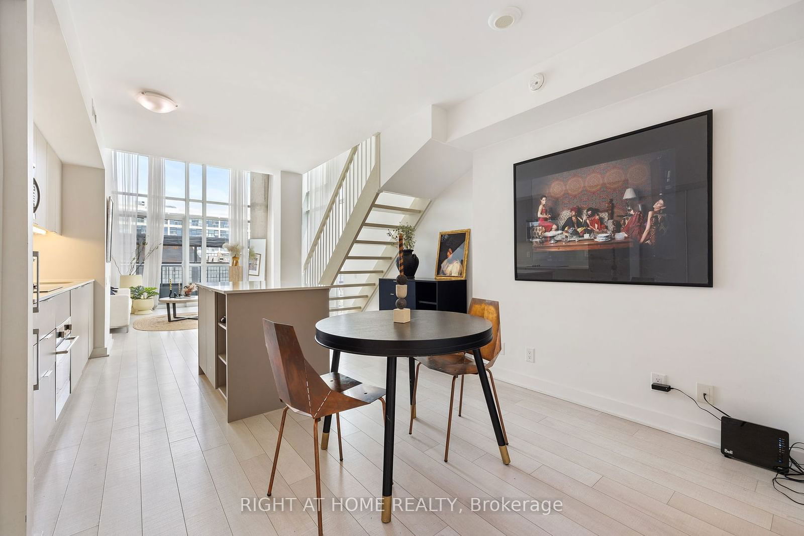 5 Hanna Ave, unit 426 for sale - image #3