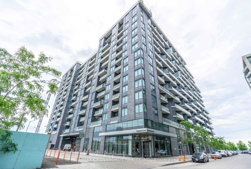 1 Edgewater Dr, unit 707 for rent