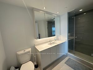 1 Edgewater Dr, unit 707 for rent - image #12