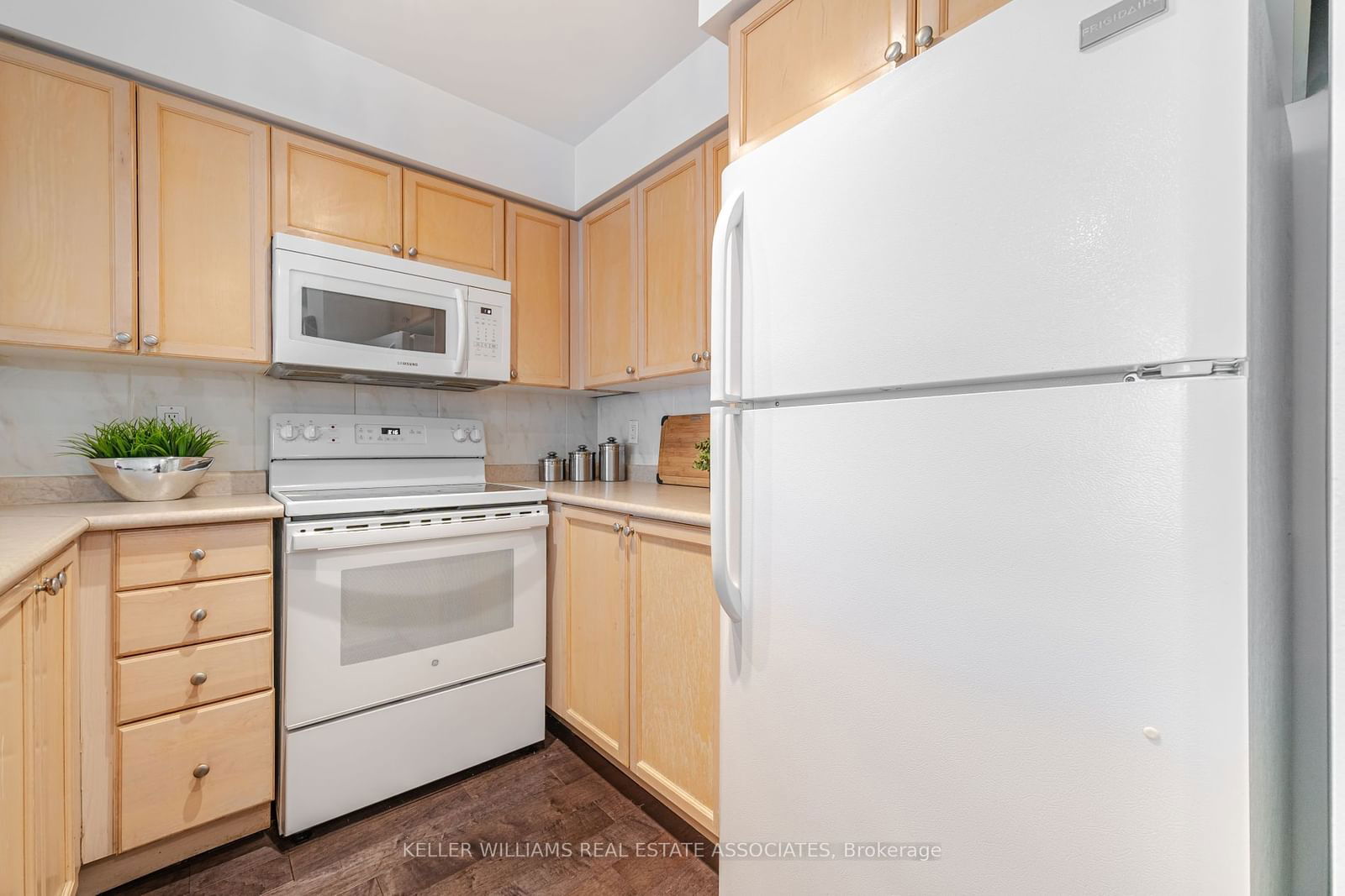 388 Bloor St E, unit 1507 for sale - image #8