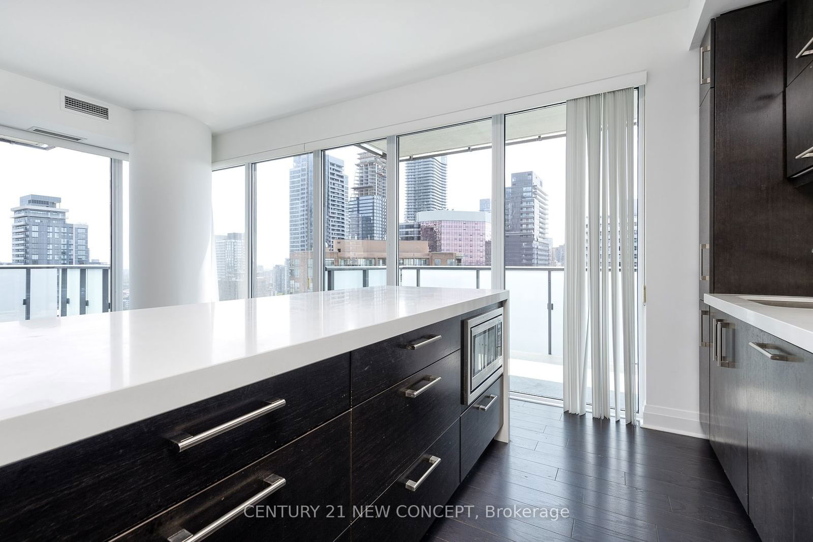 1080 Bay St, unit 2602 for sale - image #7